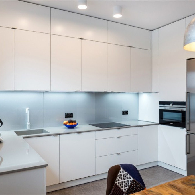 Desain Modern Terbaru Bentuk U High Gloss Lacquer Kabinet Dinding Dapur Modern Untuk Apartemen Rumah Villa