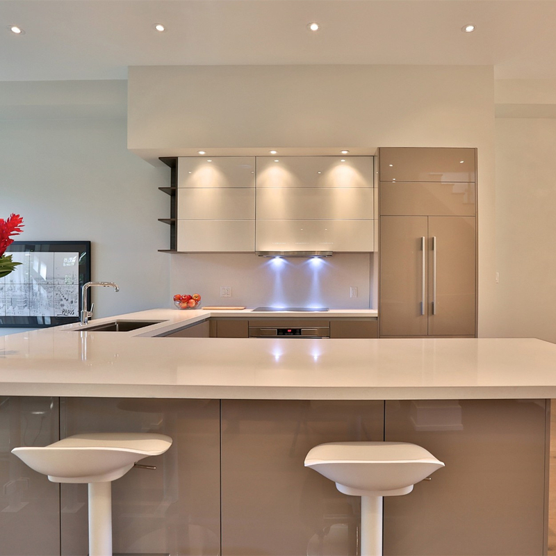 U Shape High Gloss White Dan Grey Lacquer Kitchen Furniture Hiasan Dinding Lemari Dapur Dengan Desain Tanpa Tangan
