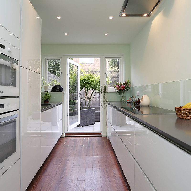 Lemari Dapur Gloss Putih Sederhana Dan Modern Desain Kayu Tanpa Tangan Set Kabinet Dapur Lacquer