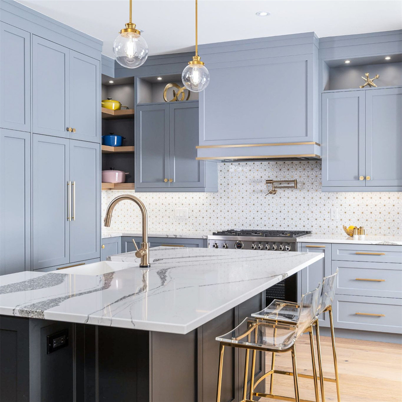Desain villa Shaker lengkap yang disesuaikan Biru abu-abu Kayu padat Lemari dapur standar Kayu lemari yang dibuat di Cina