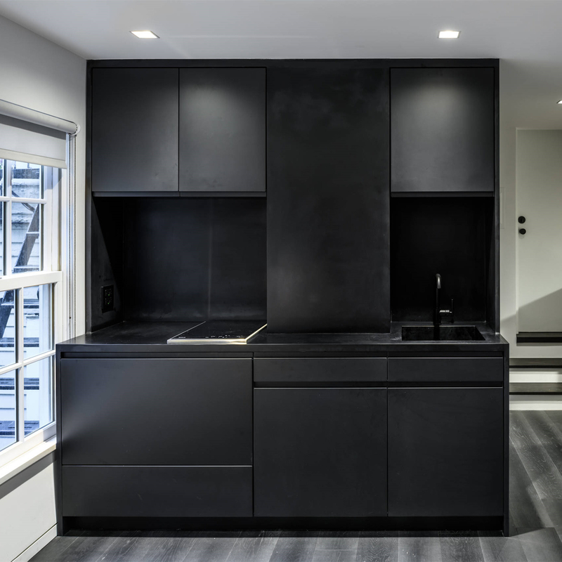 Siap untuk dirakit Perabot dapur kecil Lemari dinding Papan hitam dan putih Lemari dapur Desain sederhana